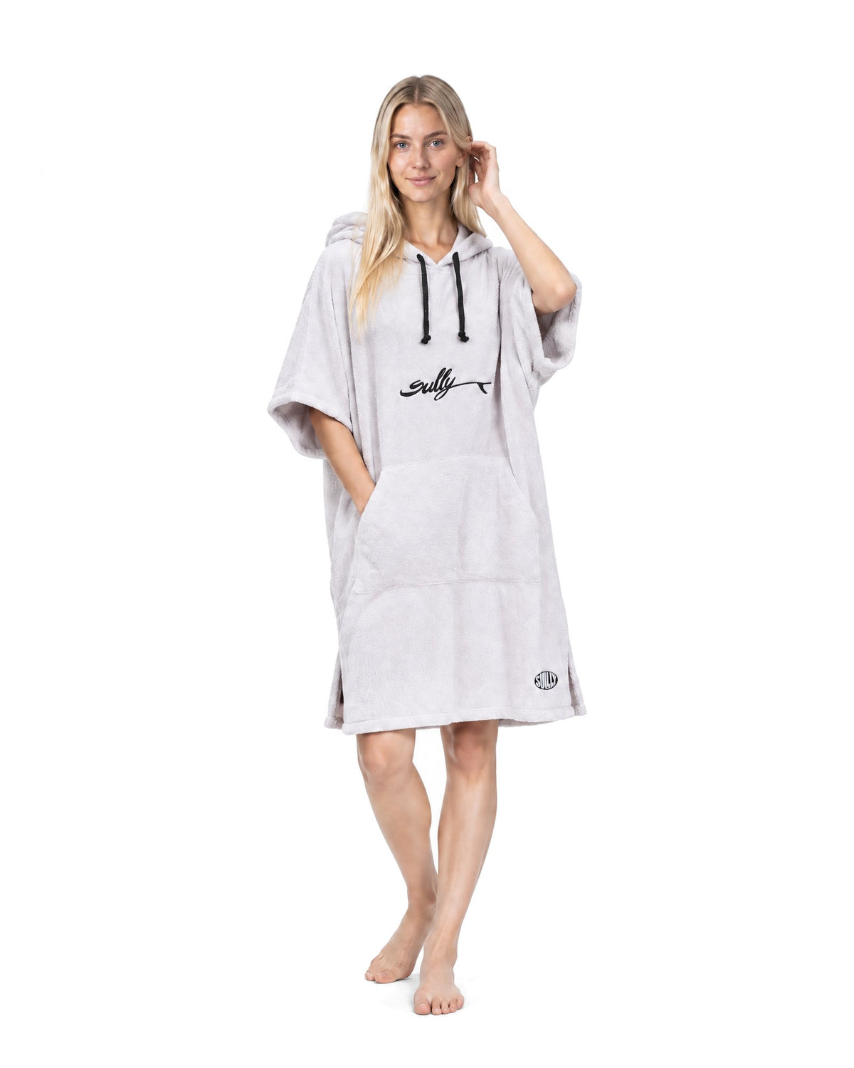 WHITE PONCHO – 2